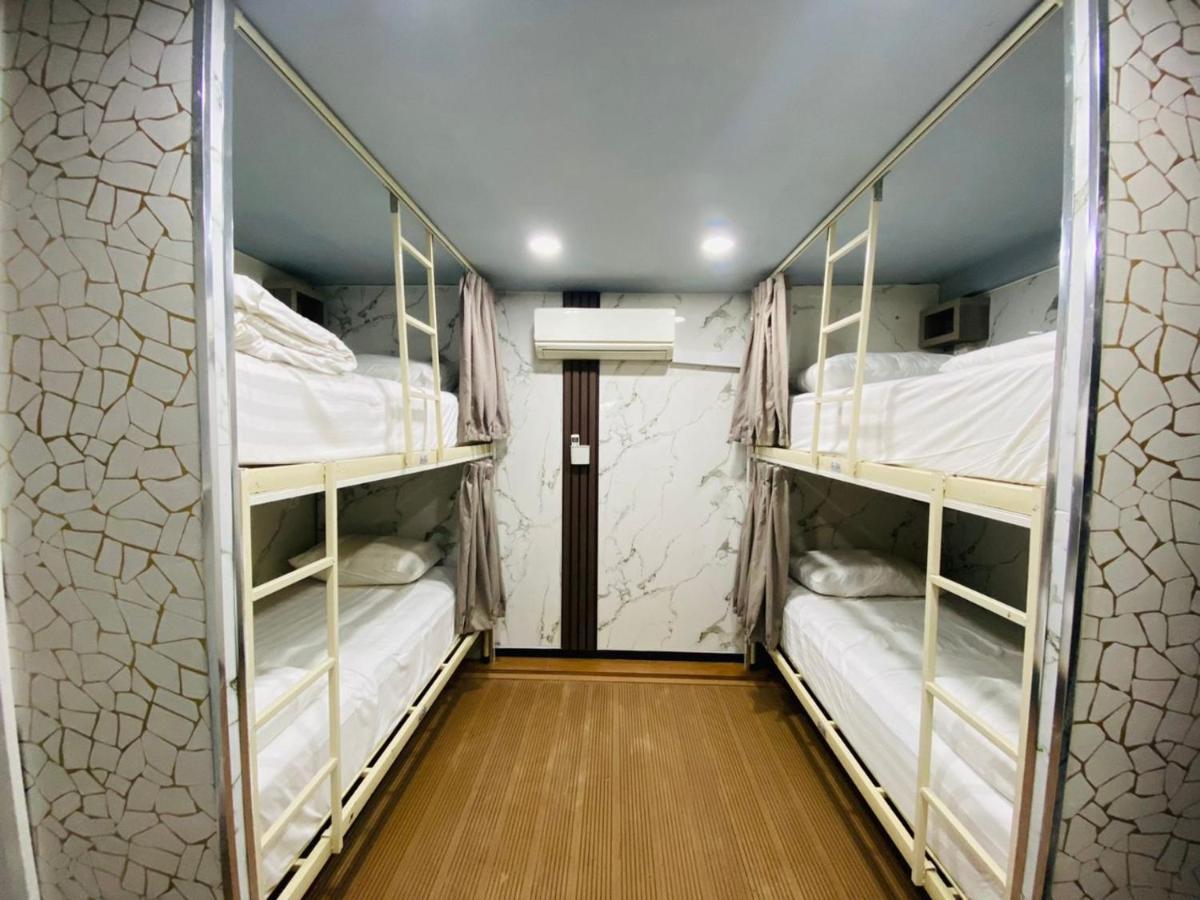 De Hotel Phnom Penh Dış mekan fotoğraf