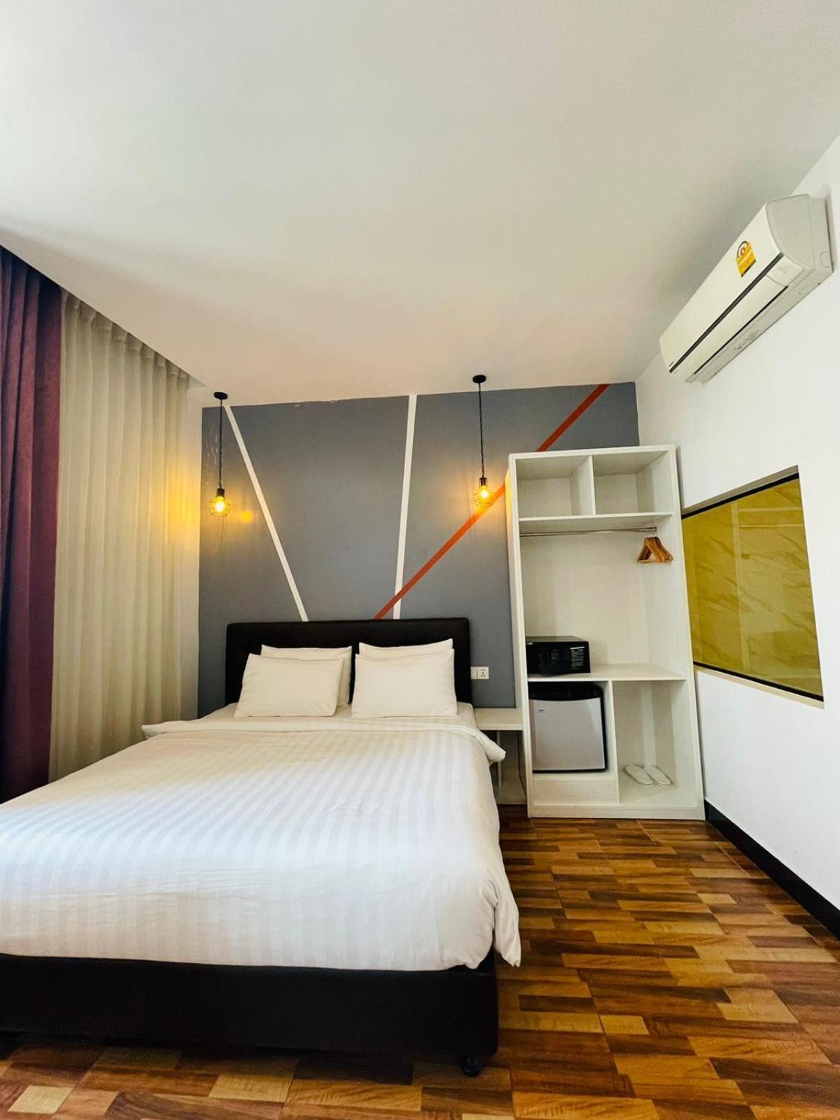 De Hotel Phnom Penh Dış mekan fotoğraf