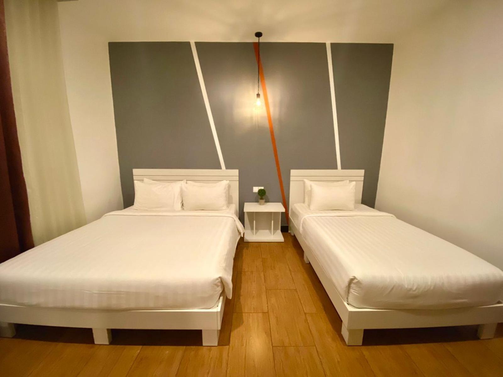 De Hotel Phnom Penh Dış mekan fotoğraf