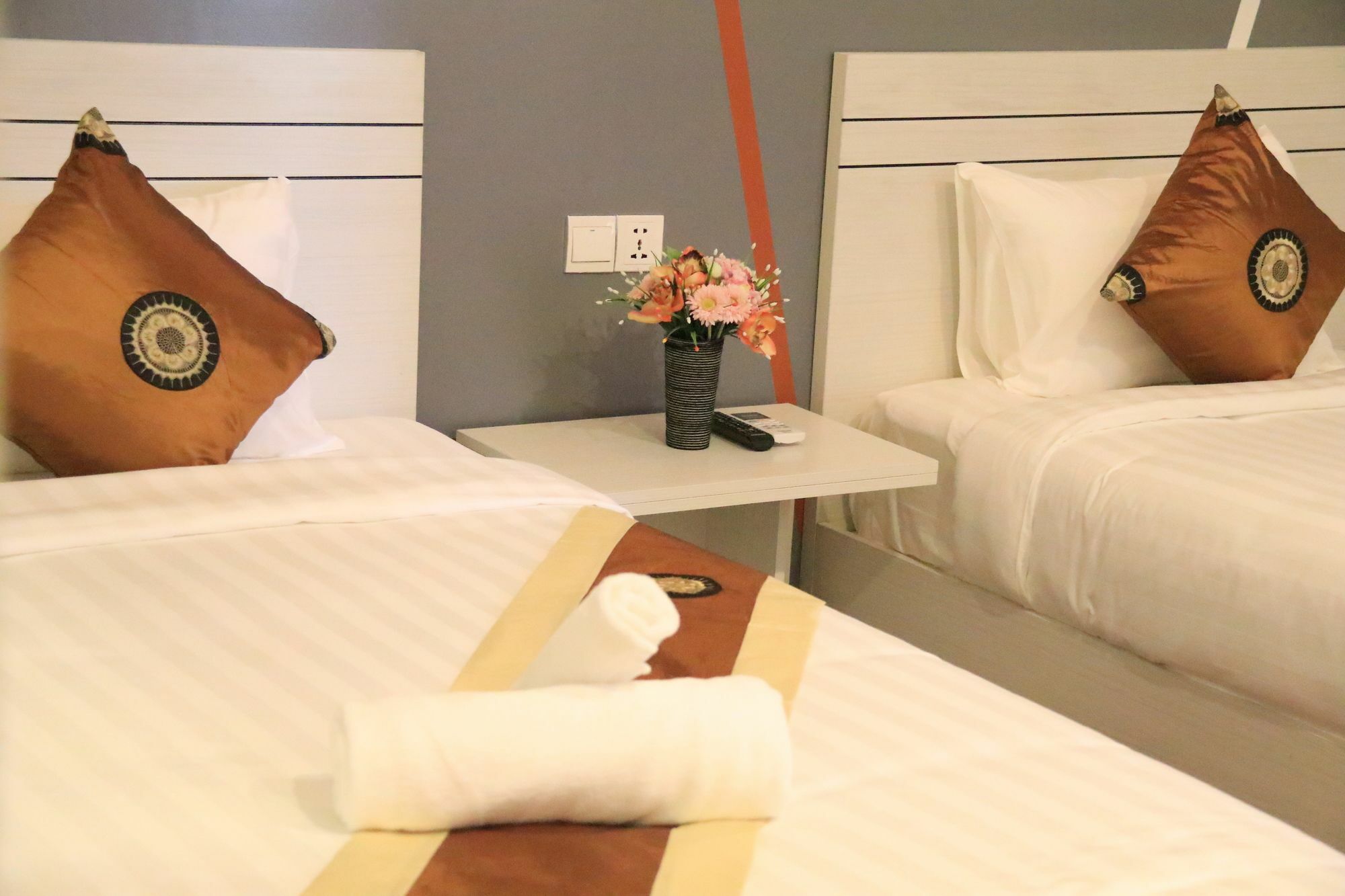 De Hotel Phnom Penh Dış mekan fotoğraf
